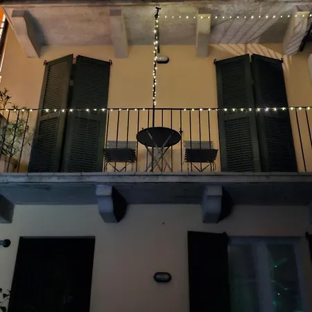 Antica Corte Con Balcone شقة