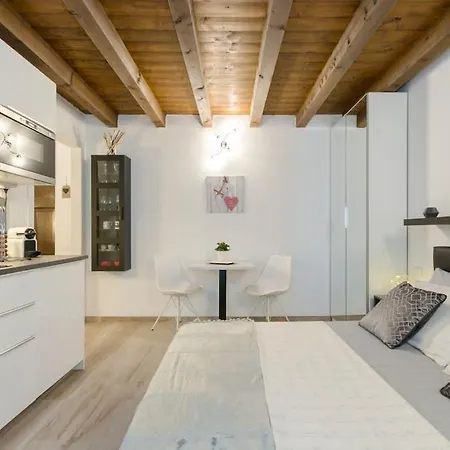 Apartment Antico Loft Como
